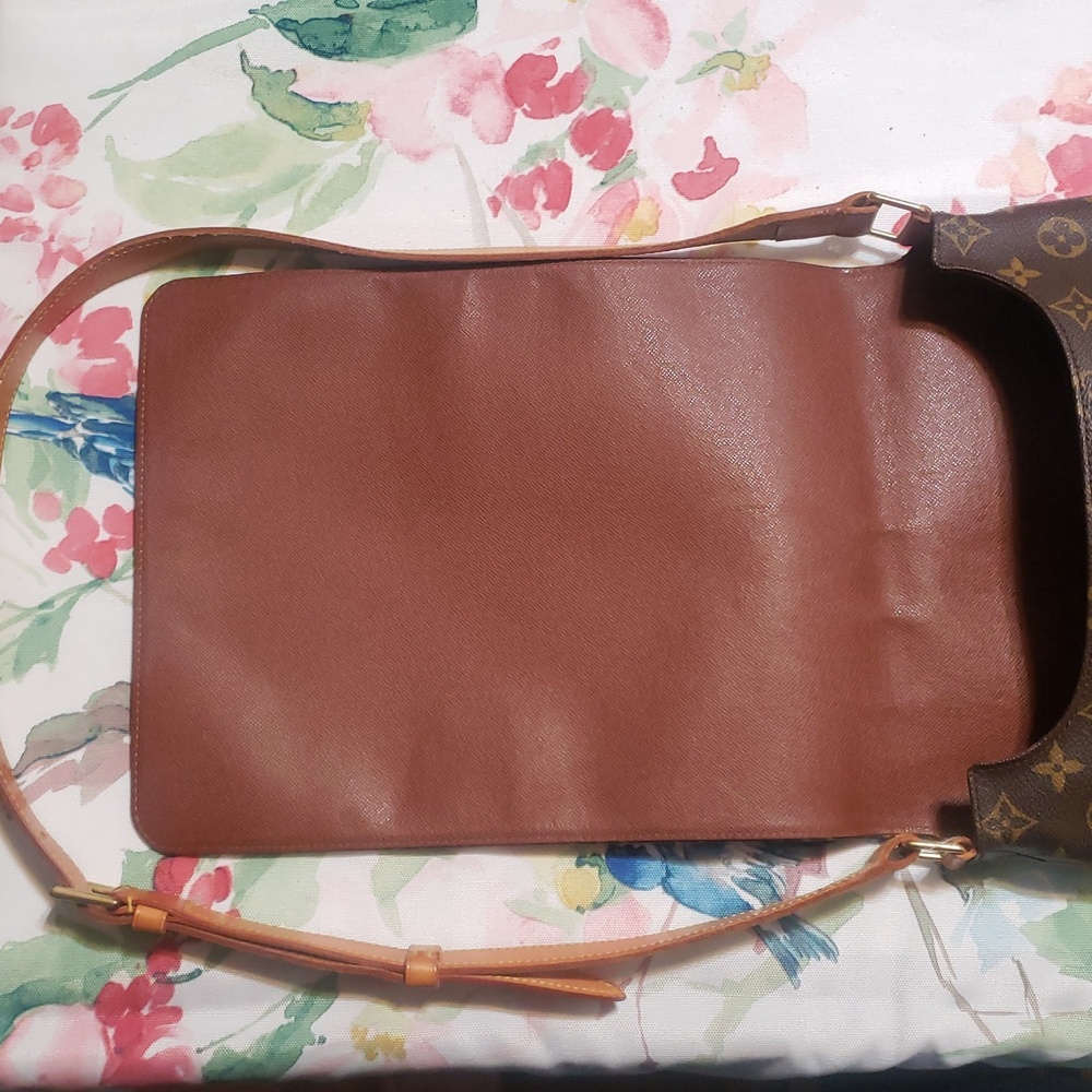 Louis Vuitton Monogram Canvas Musette  Salsa GM Bag - Picture 3 of 16